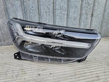 Far ful led za Volvo XC40 od 2017. do 2021. god.