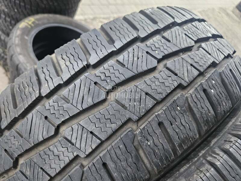 Michelin 215/60 R17 Zimska