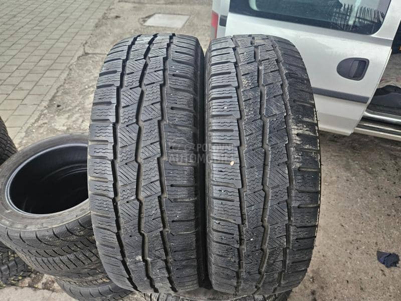 Michelin 215/60 R17 Zimska