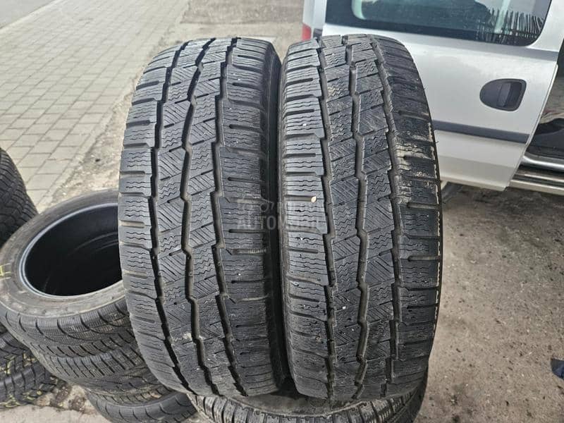 Michelin 215/60 R17 Zimska