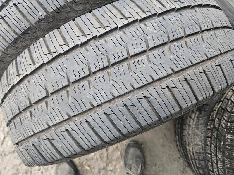 Continental 215/65 R16 Zimska