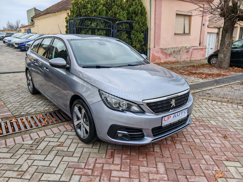 Peugeot 308 1.5 HDI EAT8