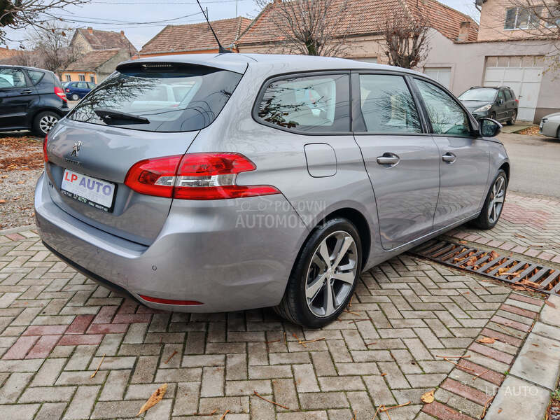 Peugeot 308 1.5 HDI EAT8