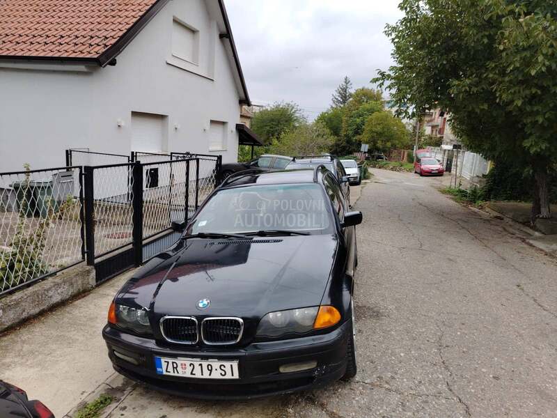 BMW 320 Bas Dobar