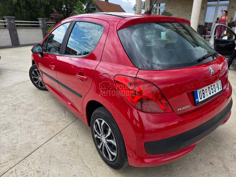 Peugeot 207 E XX T R A