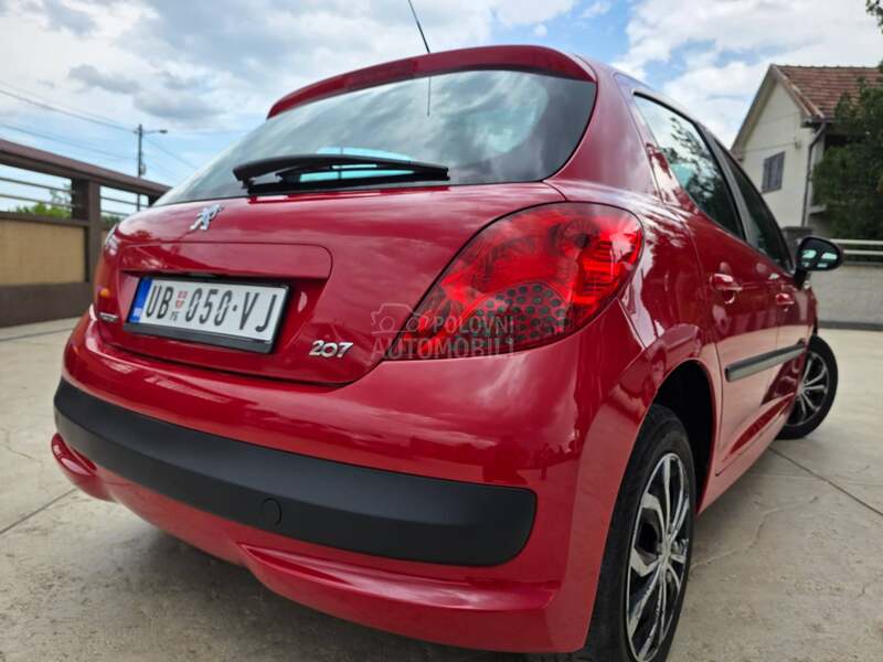 Peugeot 207 E XX T R A