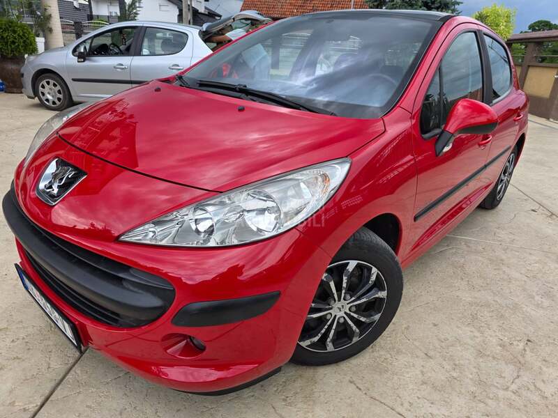 Peugeot 207 E XX T R A