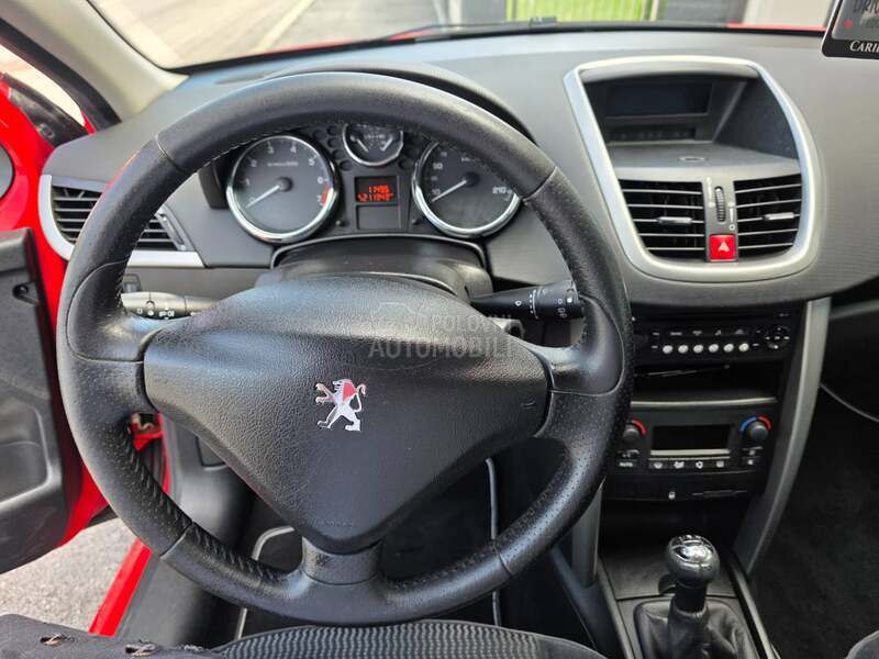 Peugeot 207 E XX T R A