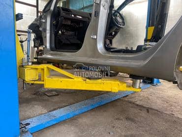 Sajtna (prag) za Volkswagen Golf 7