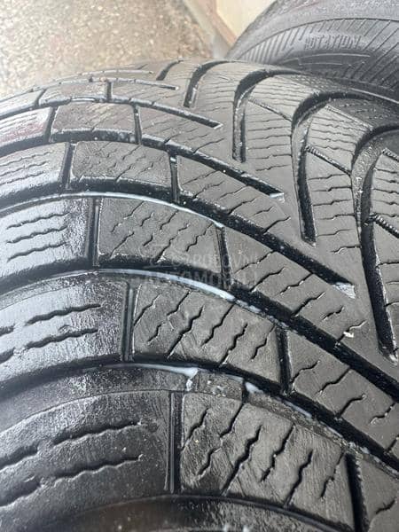 Maxxis 215/60 R16 Zimska