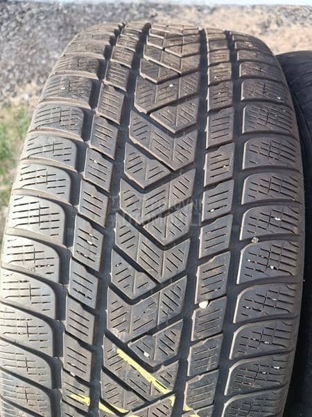 Pirelli 265/45 R21 Zimska