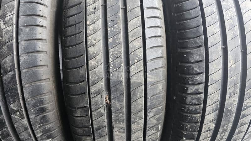 Michelin 215/60 R17 Letnja