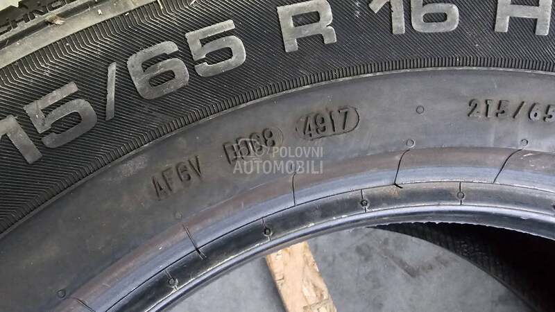 Uniroyal 215/65 R16 Letnja