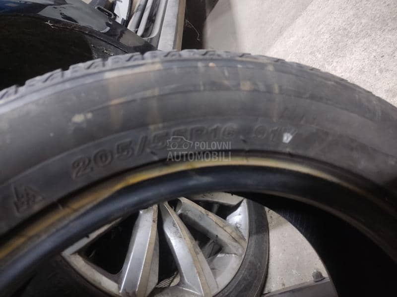 Goodride 205/55 R16 Zimska