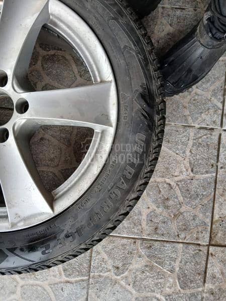 Goodyear 225/55 R17 Sve sezone
