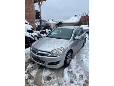 Opel Astra H 1.6xer 2007. god. -  kompletan auto u delovima