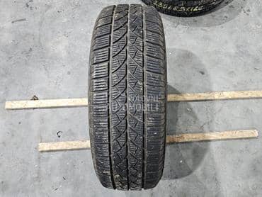Bridgestone 215/65 R16 Zimska