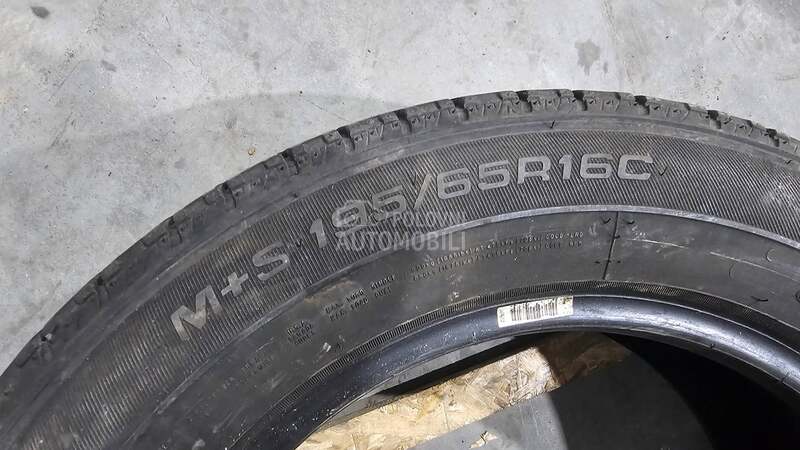 Goodyear 195/65 R16 Zimska