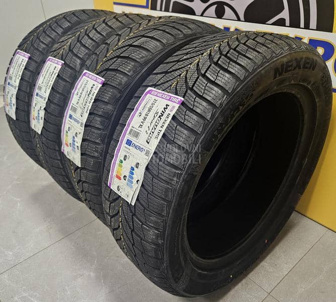 Nexen 215/55 R18 Zimska