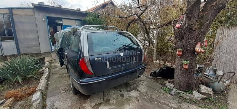 motor zadnjeg brisača