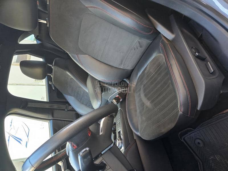 Ford Kuga 2.5 phev