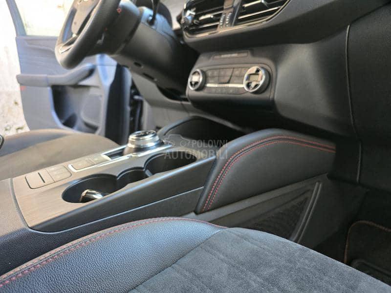 Ford Kuga 2.5 phev
