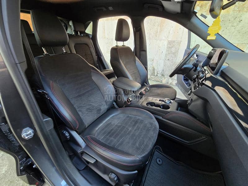 Ford Kuga 2.5 phev