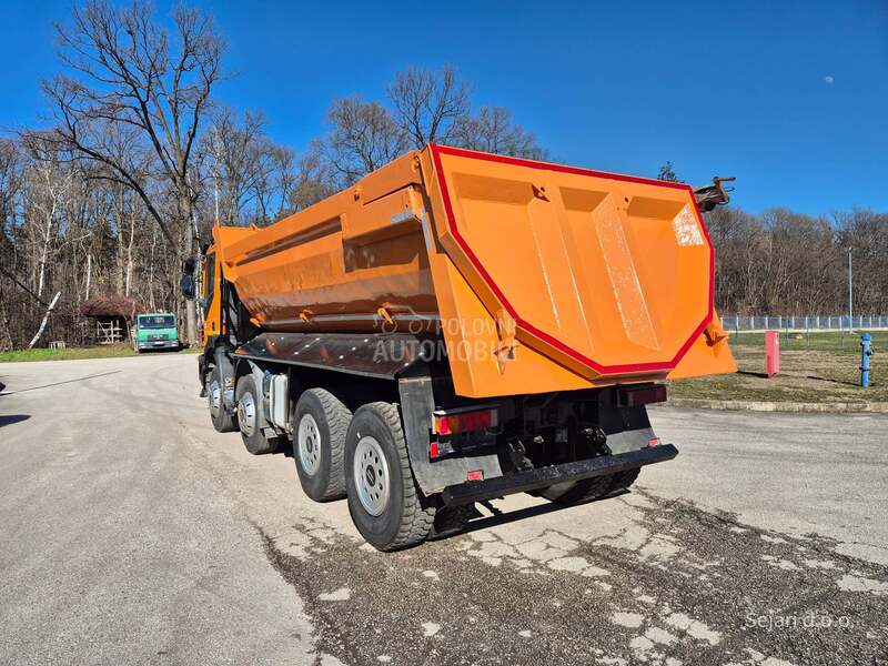 Iveco TRAKKER  450 E6