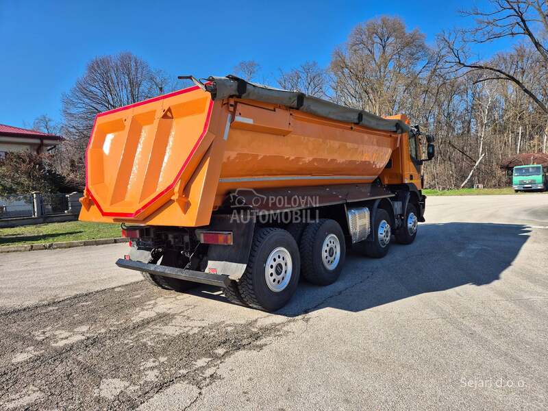 Iveco TRAKKER  450 E6