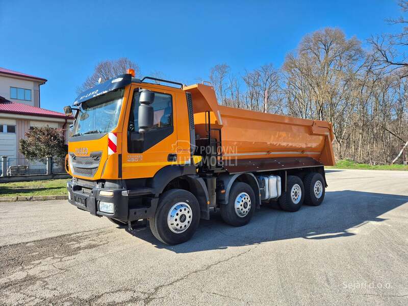 Iveco TRAKKER  450 E6
