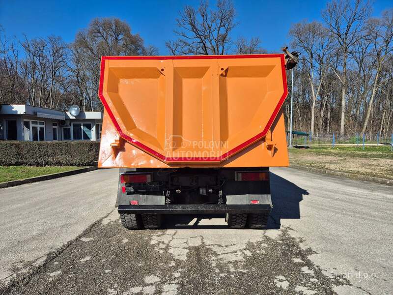 Iveco TRAKKER  450 E6