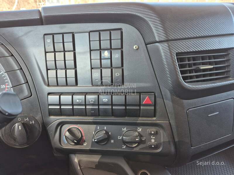 Iveco TRAKKER  450 E6