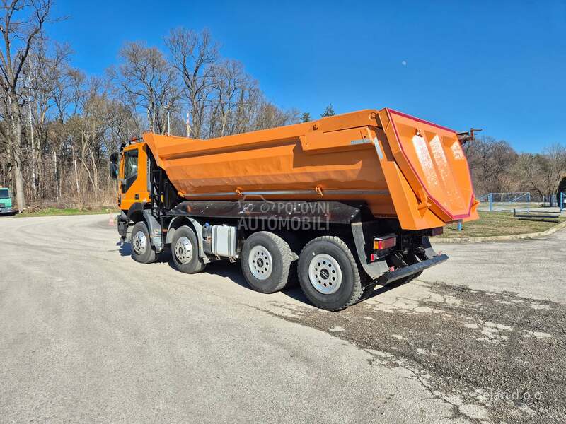 Iveco TRAKKER  450 E6