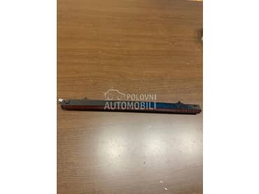 Treće štop svetlo za Škoda Octavia