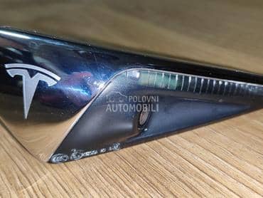 Svetla i za Tesla Model 3 od 2017. do 2020. god.
