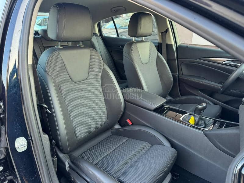 Opel Insignia 1.6CDTI/EXECUTIVE