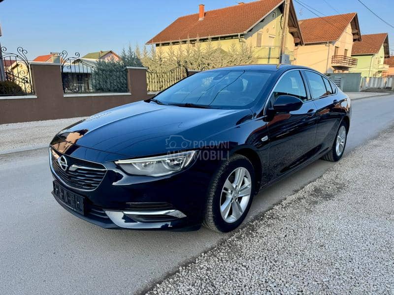 Opel Insignia 1.6CDTI/EXECUTIVE