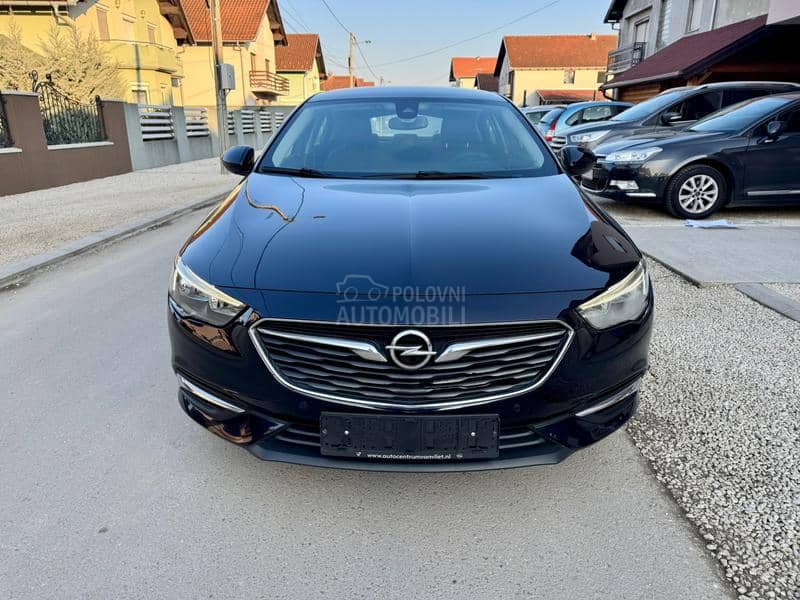 Opel Insignia 1.6CDTI/EXECUTIVE
