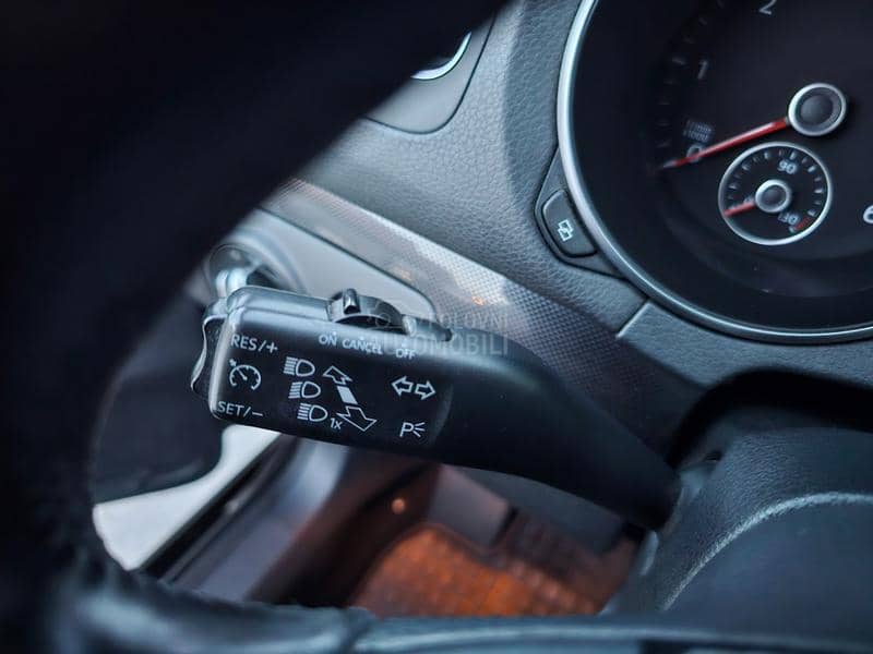 Volkswagen Golf 6 1.6tdi /105 k s/