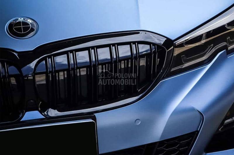 Prednja maska, resetka G20