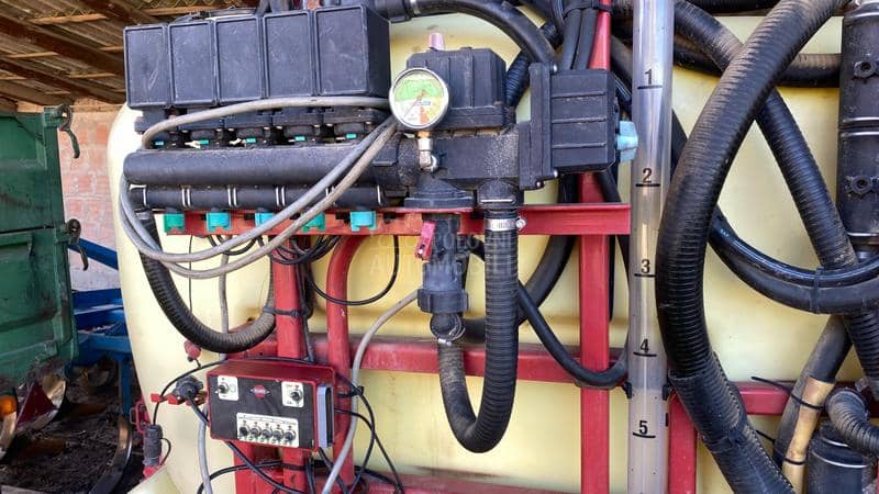 Hardi MASTER prskalice 900L 15m