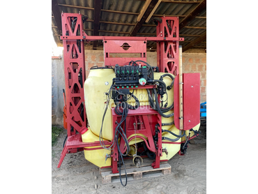 Hardi MASTER prskalice 900L 15m