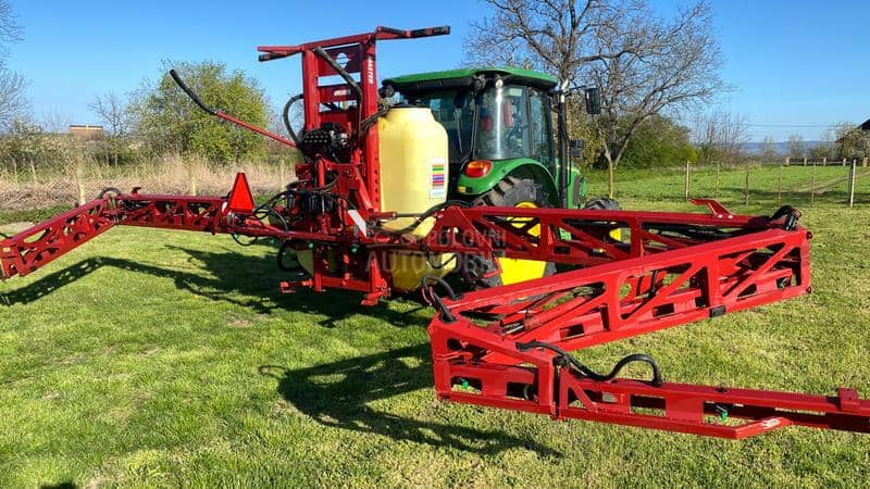 Hardi MASTER prskalice 900L 15m