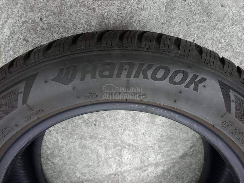 Hankook 225/55 R17 Zimska