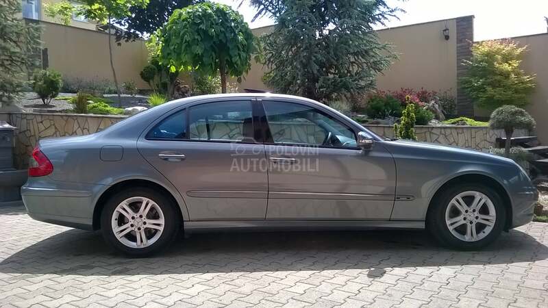 Mercedes Benz E 220 CDI AVANTG. MANUAL