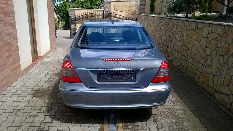 Mercedes Benz E 220 CDI AVANTG. MANUAL