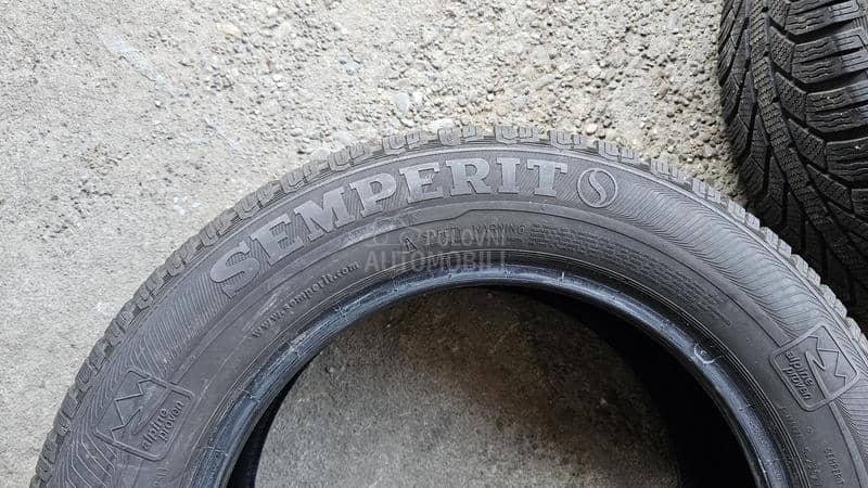 Semperit 215/60 R16 Zimska