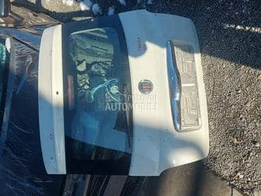 gepek vrata za Fiat 500