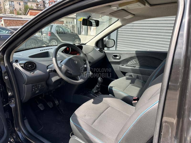 Renault Twingo 1.2 16v PAN0RAMA CH
