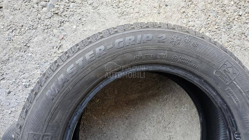 Semperit 215/60 R16 Zimska
